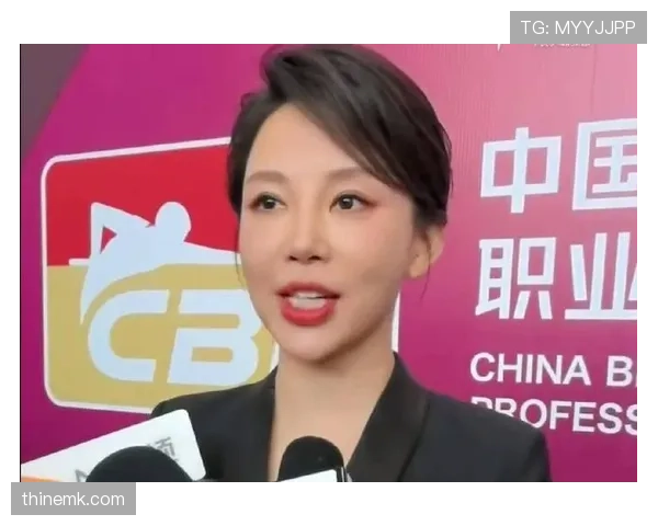 潘晓婷买菜时竟然用信用卡刷了五万块，我以为只有明星才敢这么买菜？